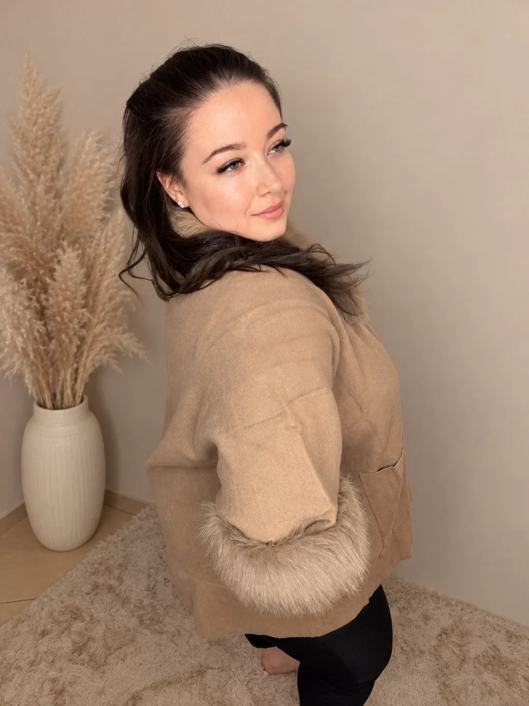 'Brown Velvet' szőrmés poncsó-kabát - Image 2