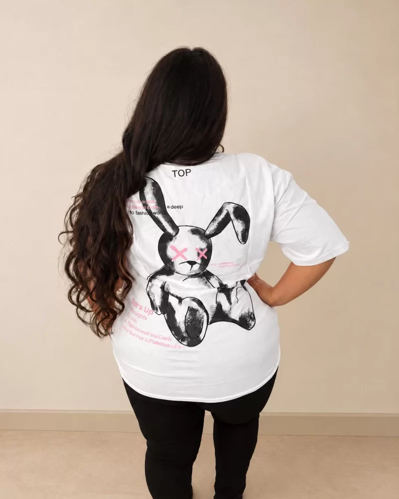 'Bad Bunny' fehér mintás póló