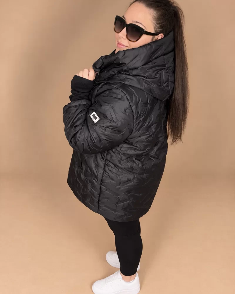 'Everyday Black' kapucnis plus size átmeneti kabát